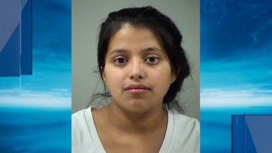 Horror en EE.UU.: una niñera obligó a un nene de 4 años a tener relaciones sexuales