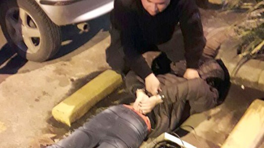 Detuvieron a un joven que vendía por Facebook lo que había robado en una casa