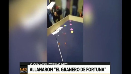 Desbaratan casino clandestino: Secuestran casi medio millón de pesos y detienen al responsable