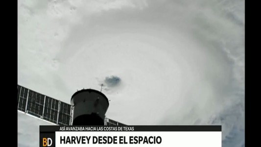 Impactante vista del huracán Harvey desde el espacio