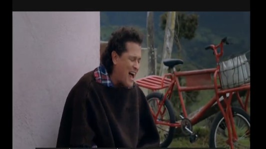 Carlos Vives le canta a los ídolos colombianos