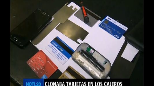 Detienen a un hombre que clonaba tarjetas de crédito en un shopping