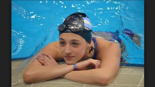 Delfina Pignatiello entró en la historia de la natación argentina