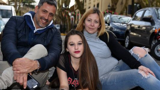 De bebé la trasplantaron del corazón, cumple 15 años e invitó al padre de su donante a la fiesta