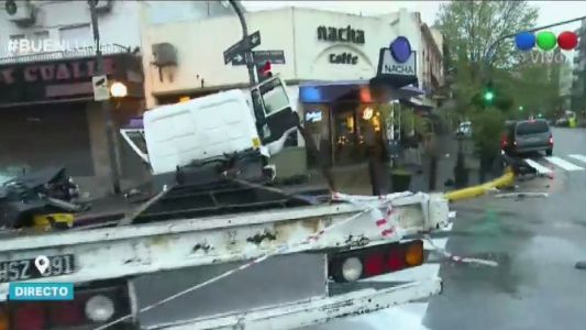 Chocaron un camión y un auto en Floresta