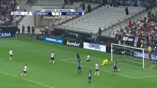 Valioso empate de Racing ante Corinthians en Brasil