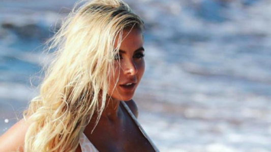 Australia: murió una popular modelo calcinada en un accidente junto a sus dos hermanos