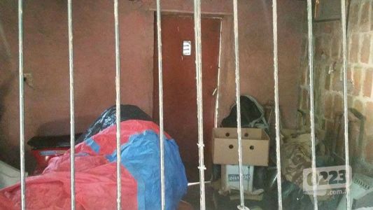 Condenado por encerrar en una jaula a su esposa y a su hijo autista