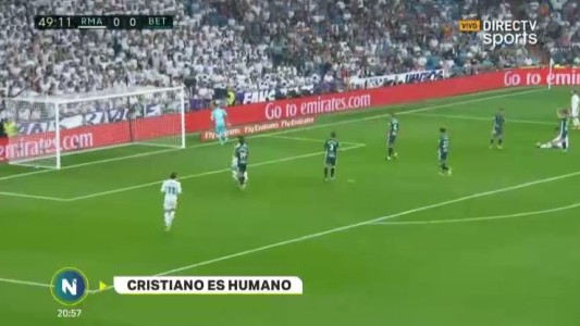¿Cristiano pateó en chancletas?