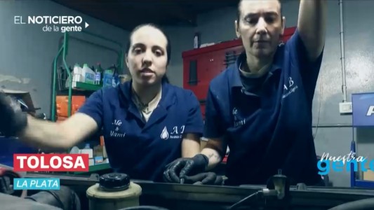 #NuestraGente: Alejandra y Yamila, las únicas mujeres mecánicas de La Plata