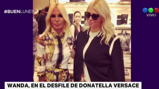 Wanda Nara, en el desfile de Donatella Versace