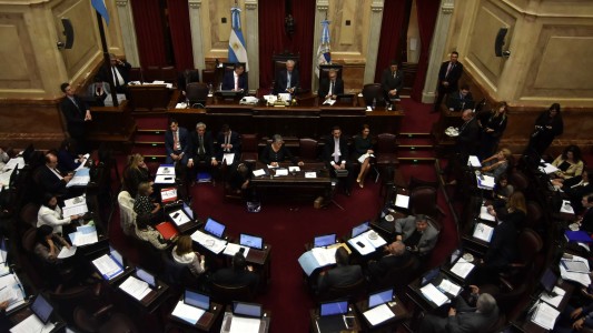 El Senado aprobó la ley que habilita el regreso de los feriados puente