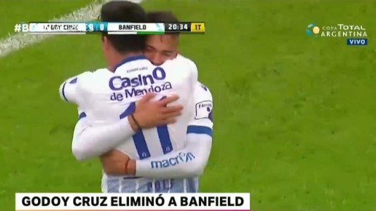 Godoy Cruz sorprendió y eliminó a Banfield