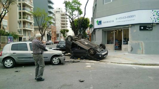 Dos choques en una semana y el reclamo de un semáforo