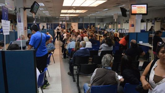 Un empleado de ANSES se quedó con plata de un jubilado analfabeto