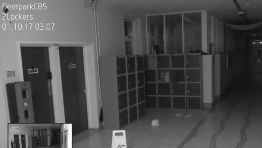 Video increíble: ¿apareció un fantasma en una escuela de Irlanda?