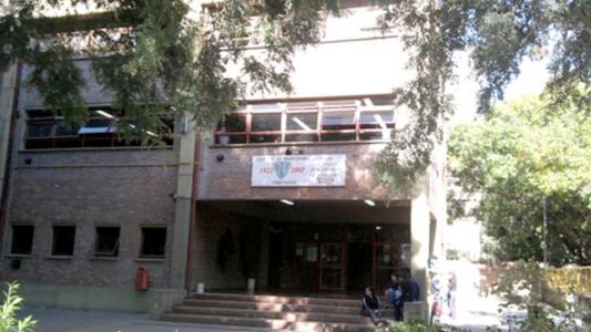 Detienen a un docente por hacer una falsa amenaza de bomba