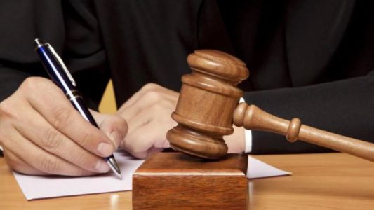 Condenado a quedar en "situación de calle" por no pagar cuota alimentaria