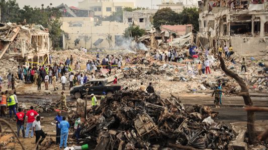 Horror en Somalia: sufrió el peor atentado de su historia, con 215 muertos y 350 heridos