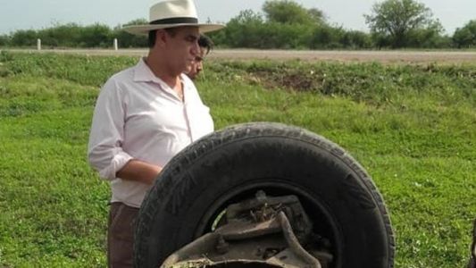 Un grupo de folklore volcó en la ruta y los auxilió el Chaqueño Palavecino