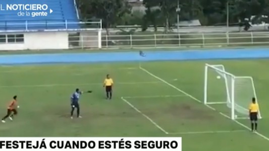 Moraleja para este arquero: hay que festejar cuando realmente sea seguro