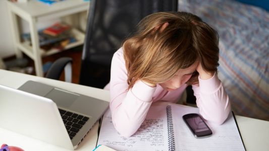 La desgarradora carta de una nena de 10 años que sufre bullying e intentó quitarse la vida