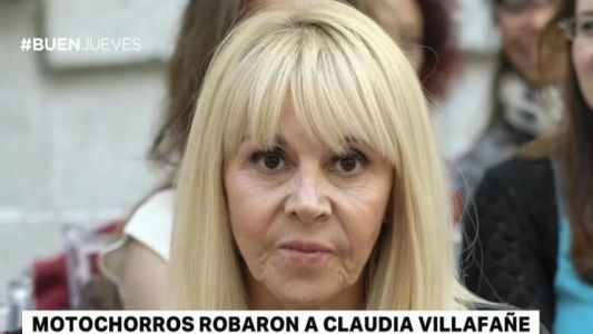 Motochorros asaltaron a Claudia Villafañe en Villa Devoto