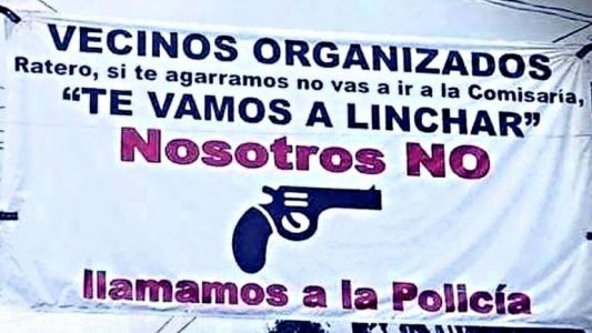 Vecinos de Neuquén colgaron un cartel para intimidar a los ladrones: "Ratero te vamos a linchar"