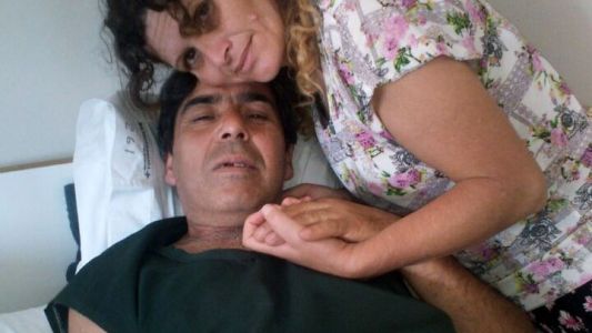 La iban a trasplantar y descubrieron que tenía una “bola de gasas” adentro del cuerpo