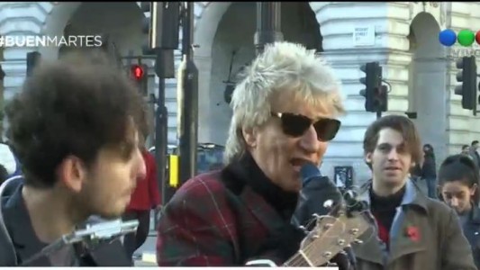 Rod Stewart, artista callejero
