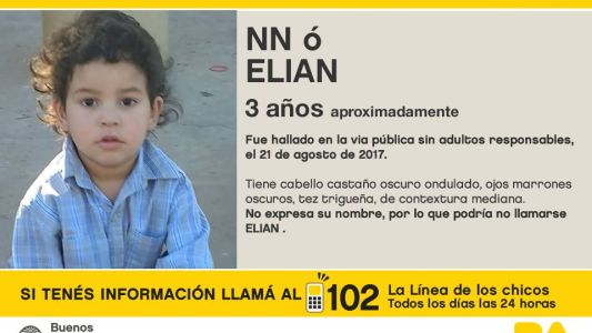Tiene tres años, lo encontraron solo en la calle y buscan a sus familiares