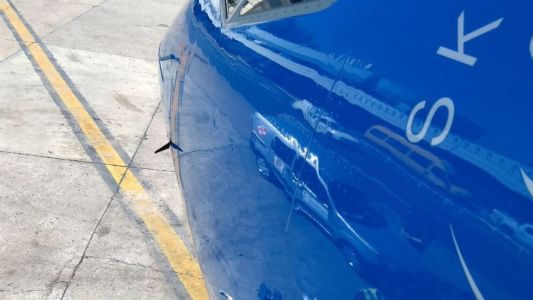 Un drone chocó a un avión de Aerolíneas cuando estaba a punto de aterrizar