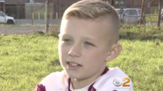 Un nene de ocho años devolvió una billetera con casi 2.000 dólares a su dueño