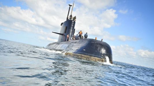 Confirman que la Armada de EE.UU. pidió 44 chalecos salvavidas y ropa de abrigo