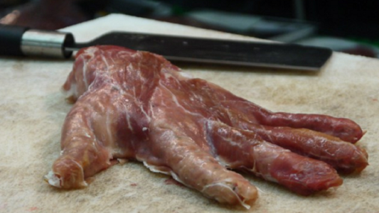 Aseguran que un restaurante de Tokio sirve carne humana