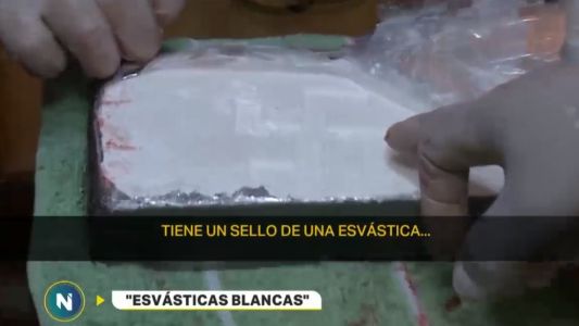 "Esvásticas blancas": un cartel colombiano en el país