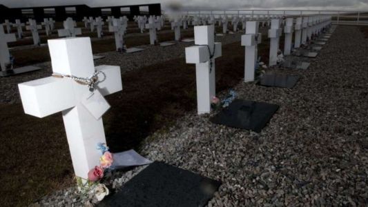 Después de 35 años lograron identificar a 88 soldados caídos en la guerra de Malvinas