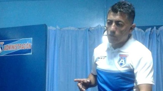 Arrestan en Perú al gerente de un club de fútbol chileno con 13 kilos marihuana