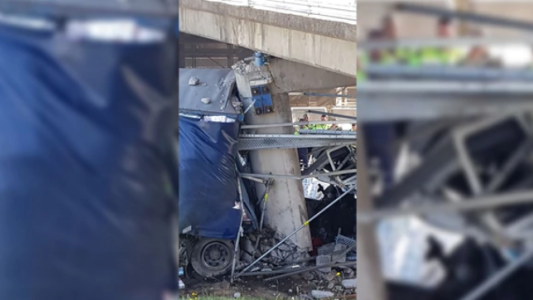 Un hombre murió tras chocar con su camión contra la columna de un puente en la Panamericana