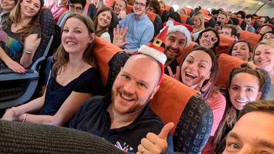 Esta jefa llevó a sus empleados de viaje como regalo de Navidad