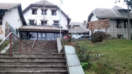 Una adolescente fue violada y brutalmente golpeada por cinco hombres en una fiesta en Bariloche