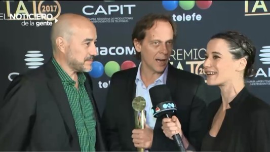 Premio Tato para "Línea de tiempo"