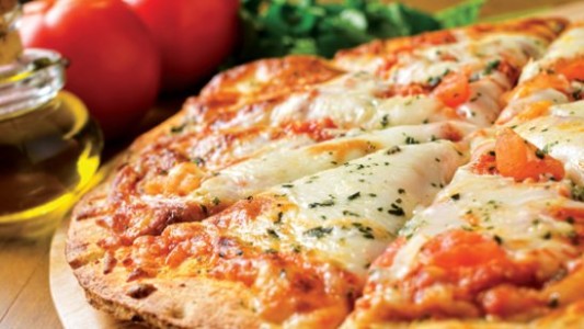 Esta broma de una pizzería llegó tan lejos que terminó en el despido de una empleada