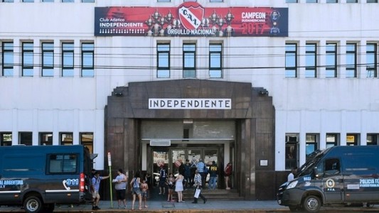 Allanaron la sede de Independiente por orden de un fiscal de Lomas de Zamora
