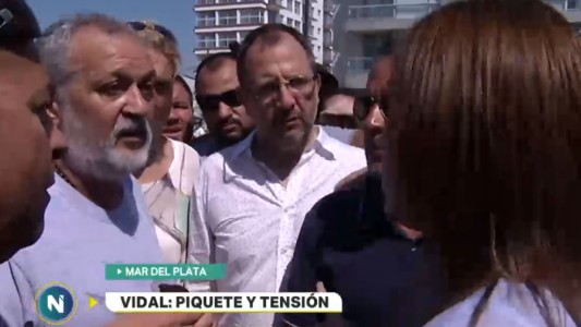 Vidal se enfrentó a guardavidas que protestaban: "¿Les parece que la violencia es la manera?"