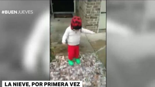 El nene que ve la nieve por primera vez