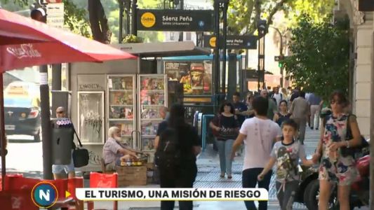 El turismo, una misión de riesgo