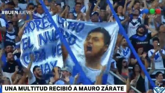 Una multitud recibió a Mauro Zárate en Vélez