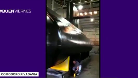 Una réplica del ARA San Juan para homenajear a los 44