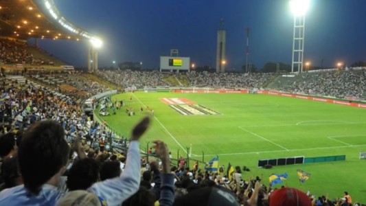 En 40 minutos se agotaron las populares para el primer Superclásico del año